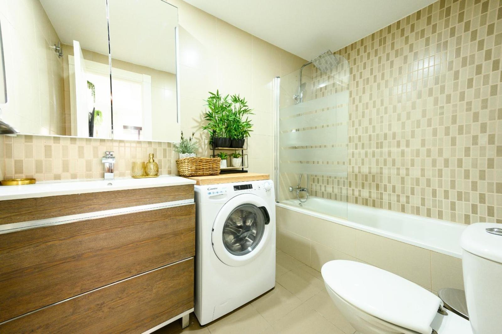 Estudio Con Parking Teatinos Living Appartamento